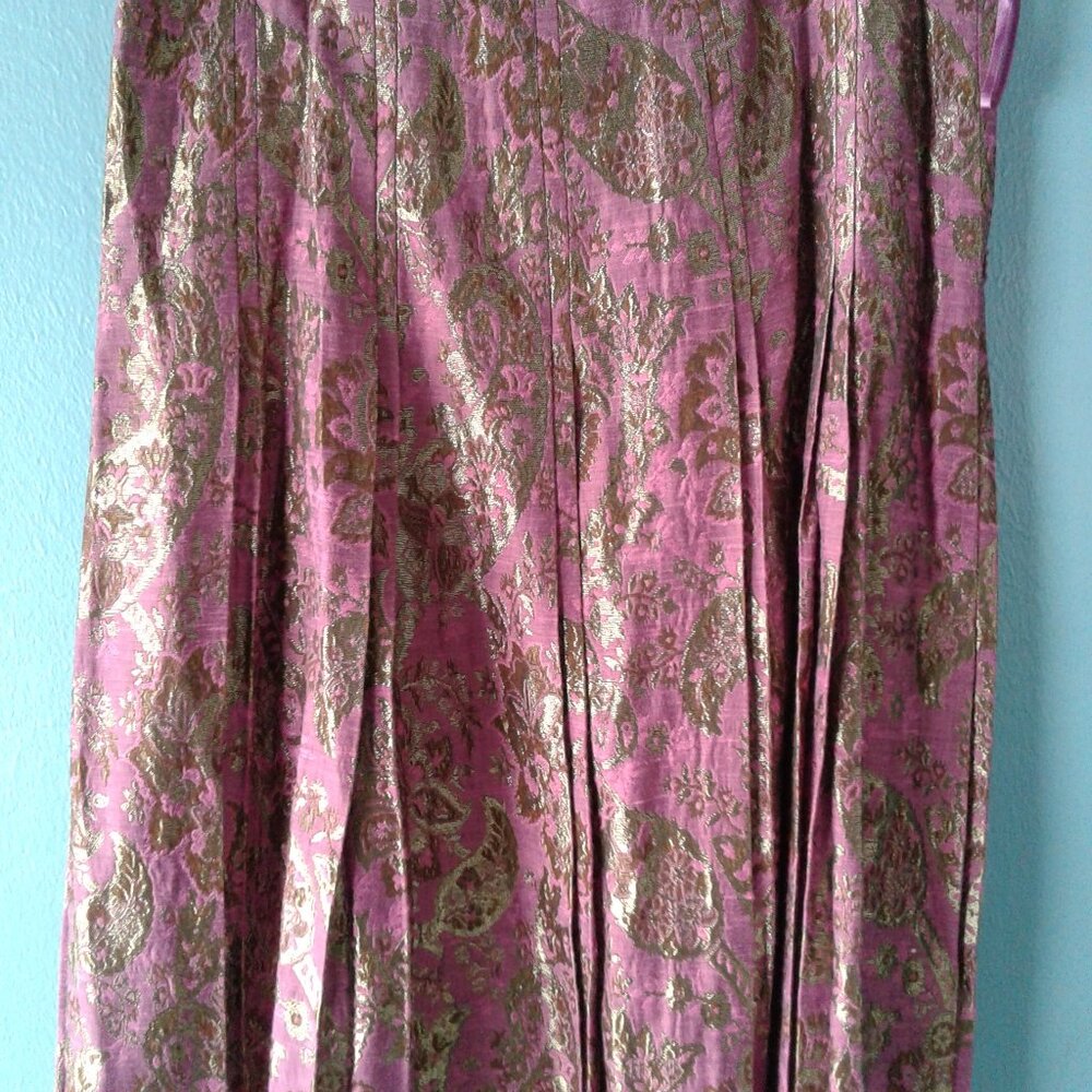 Body by Victoria Pleated Skirt Size 12